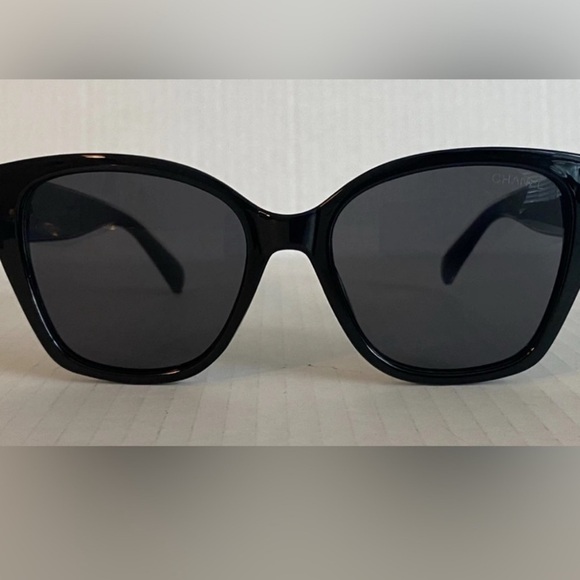 CHANEL Black Sunglasses with Gold Logo - Picture 3 of 8